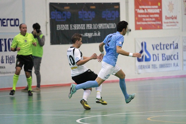 基德：球队非常需要莱夫利，希望他能早日明确治疗方案